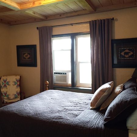 The Goulding Cottage And Farm - 4 Beds, 3 Baths Henrieville Bagian luar foto